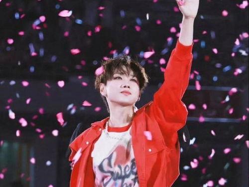 汪苏泷的背景,从校园歌手到流行音乐创作新星的成长之路